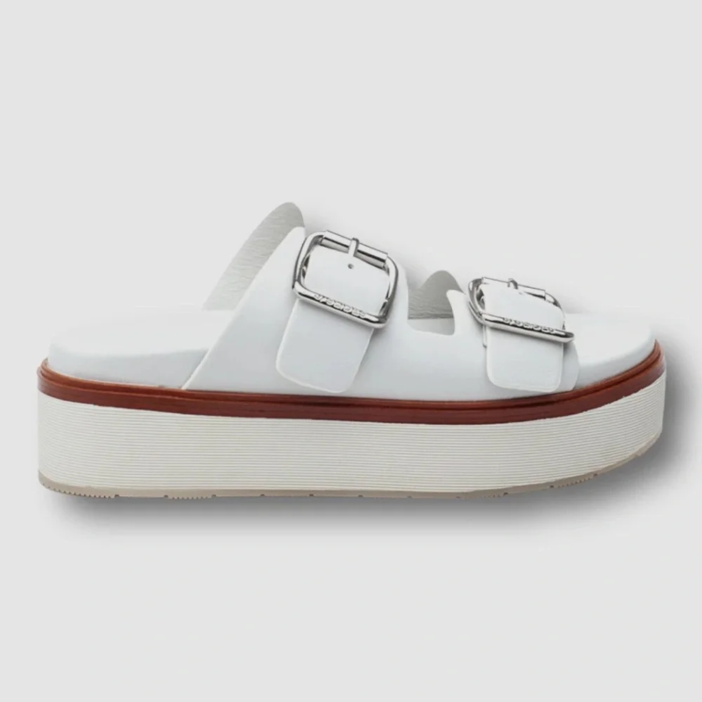 Chic White Platform Sandals with Buckle Detail